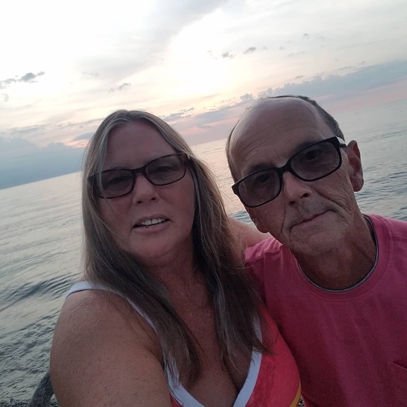 Meet your Posher, Melissa butler - Picture 1 of 1